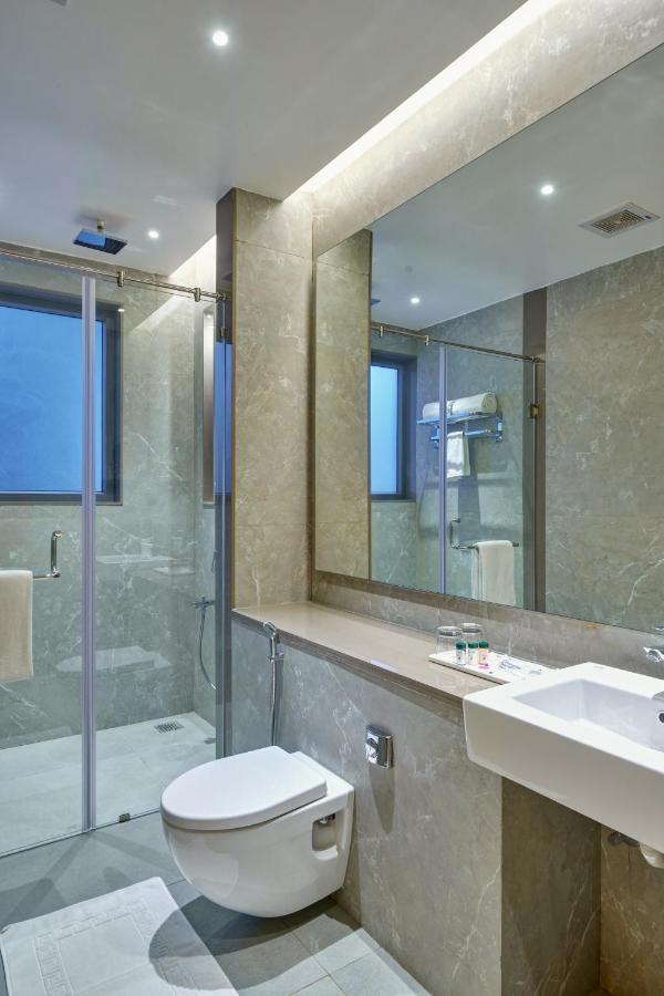 Regenta Place Raysons Kolhapur Luaran gambar