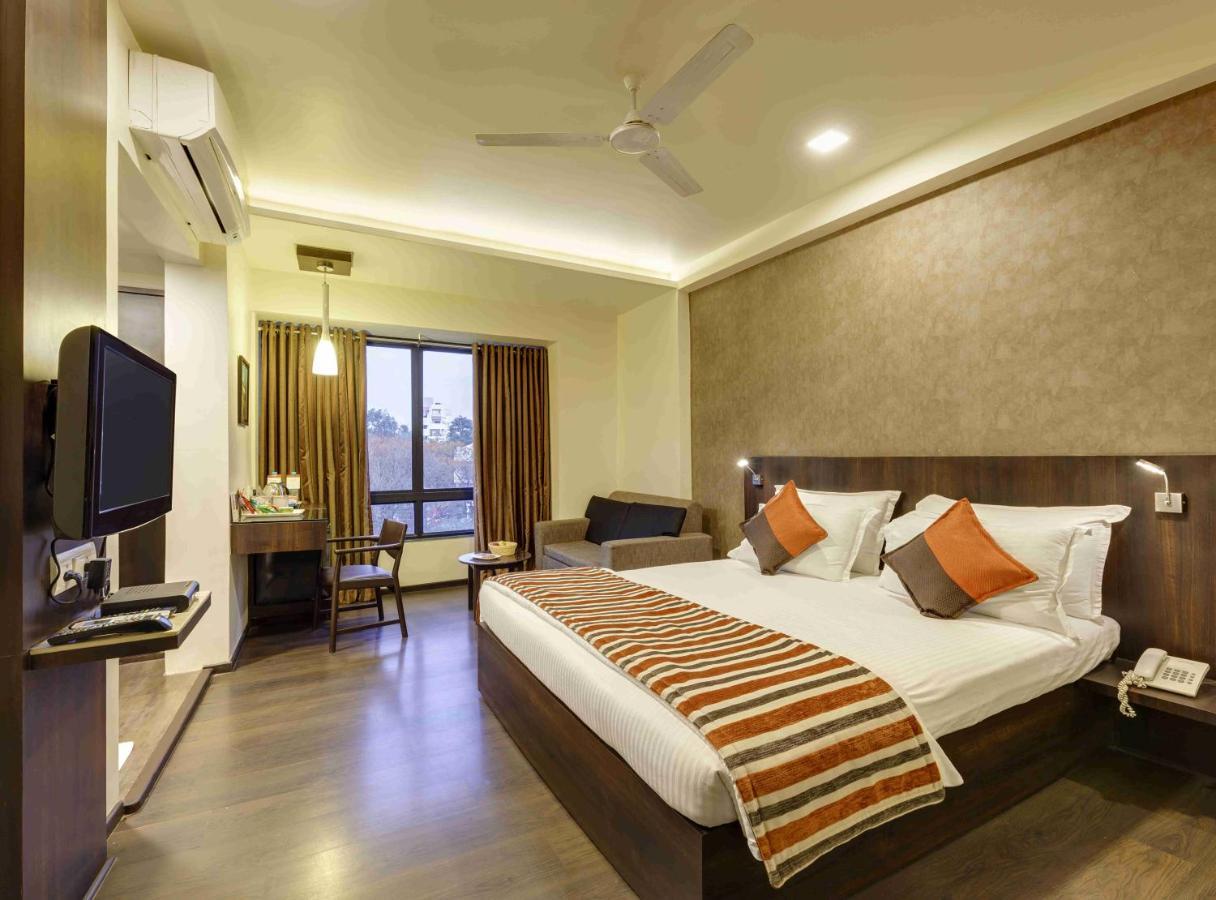 Regenta Place Raysons Kolhapur Luaran gambar