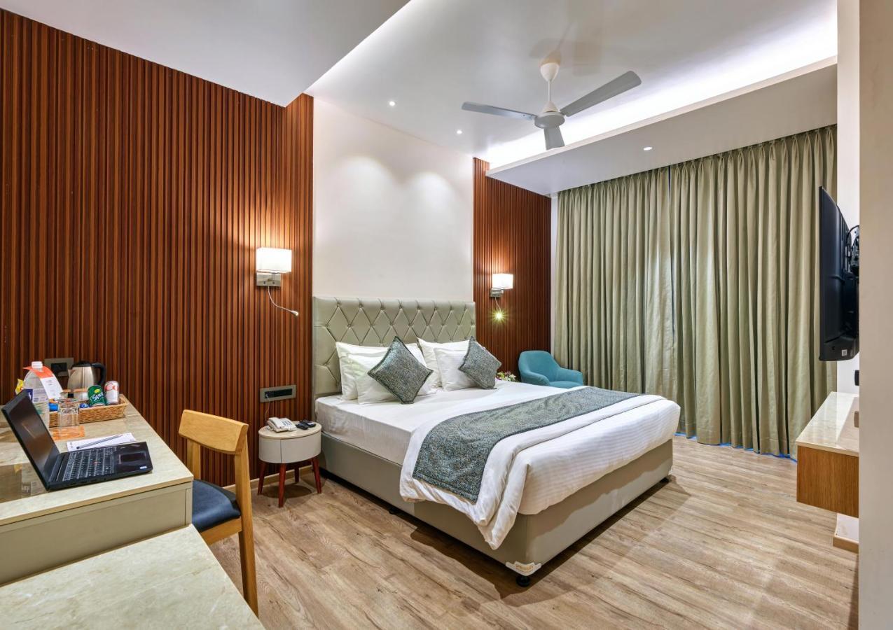 Regenta Place Raysons Kolhapur Luaran gambar