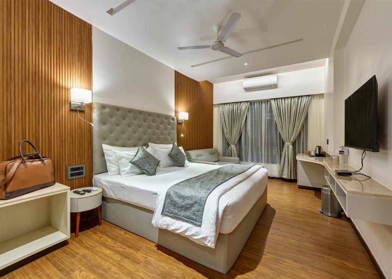 Regenta Place Raysons Kolhapur Luaran gambar