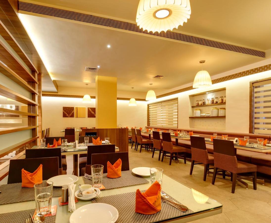Regenta Place Raysons Kolhapur Luaran gambar