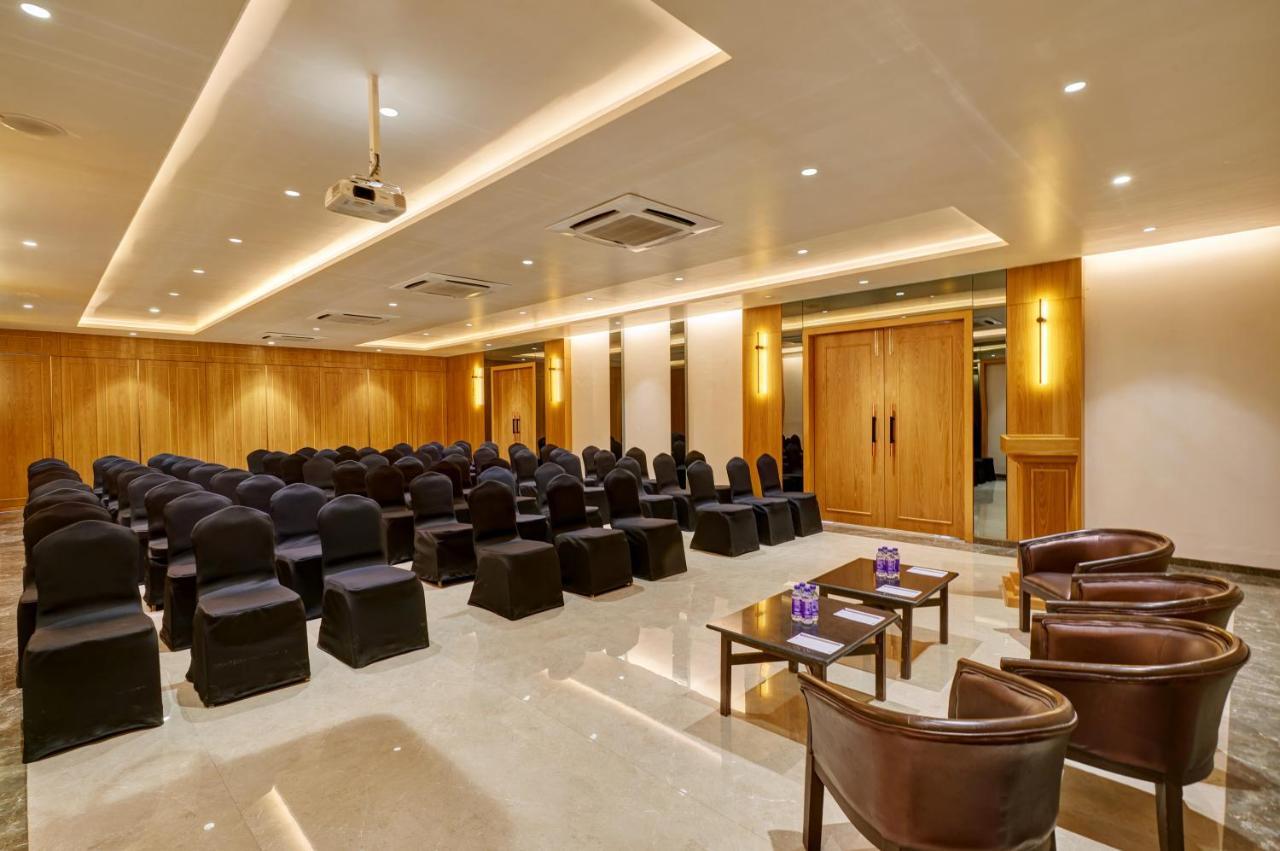 Regenta Place Raysons Kolhapur Luaran gambar