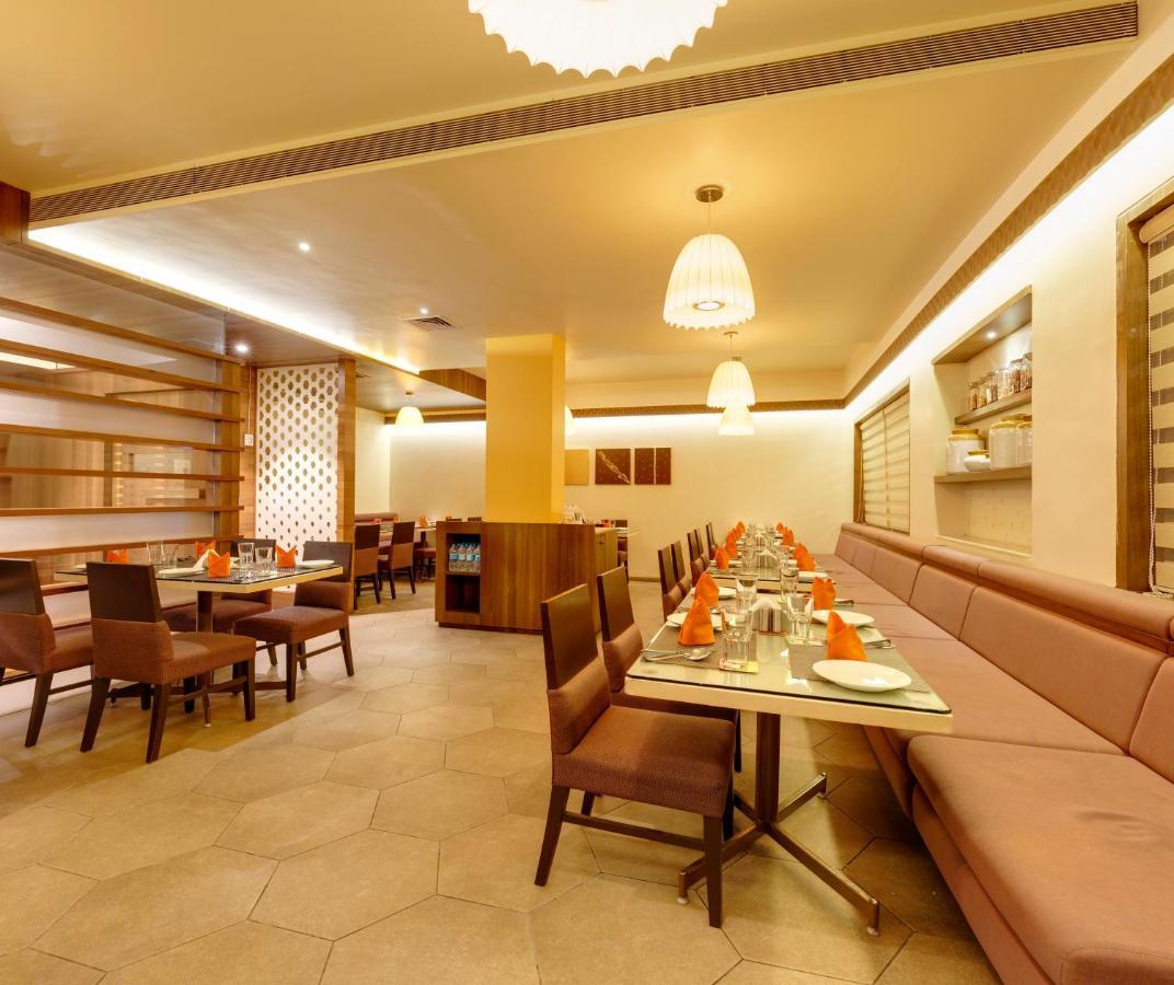 Regenta Place Raysons Kolhapur Luaran gambar