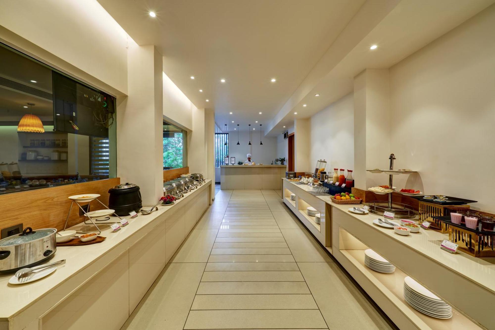 Regenta Place Raysons Kolhapur Luaran gambar